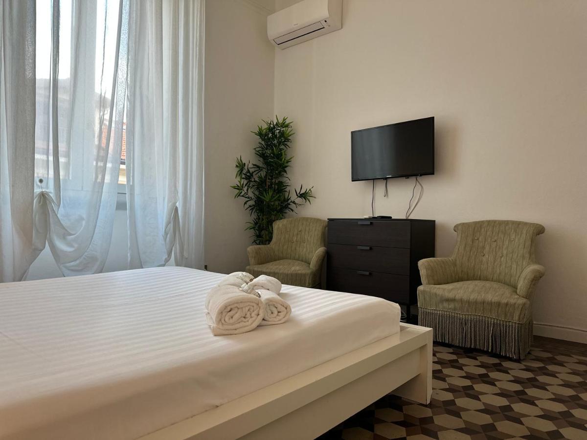 Xenia Apartments - Bright And Elegant Apartment Milánó Kültér fotó