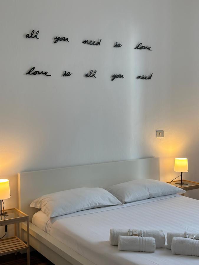 Xenia Apartments - Bright And Elegant Apartment Milánó Kültér fotó